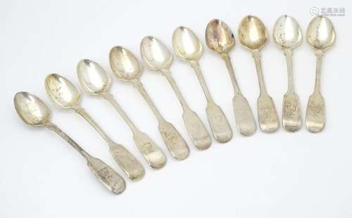 Ten Victorian silver Fiddle pattern egg spoons, ha…