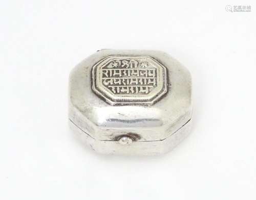 A Continental white metal pill box of octagonal fo…