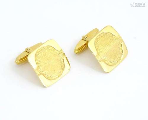 A pair of 9ct gold gentleman's cufflinks (2) …