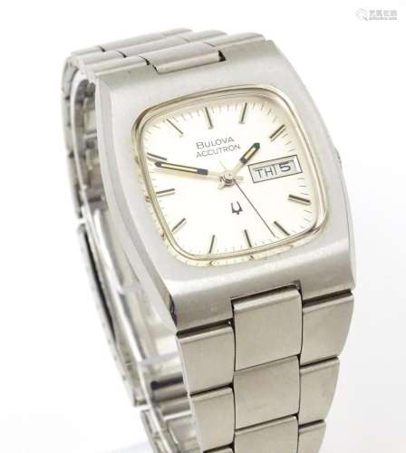 A 1970's Bulova Accutron wrist watch with Bulova w…