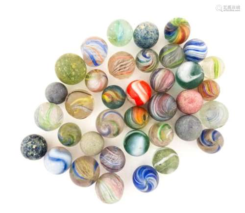 Toys: A quantity of assorted vintage marbles, many…