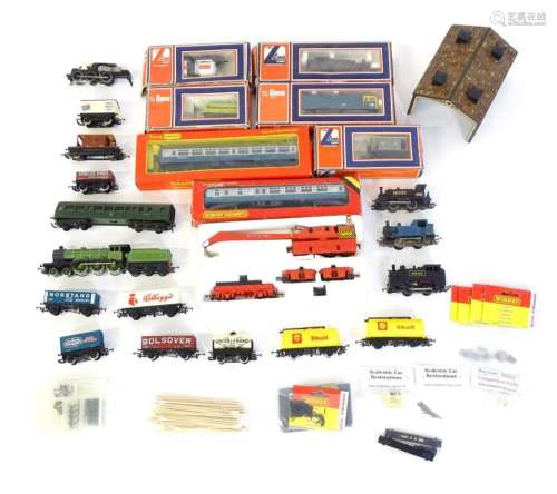Toys - Model Train / Railway Interest : A quantity…