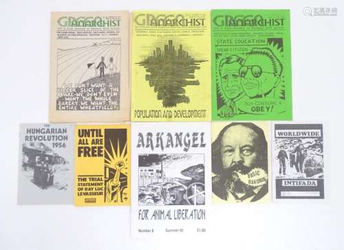 Assorted 20thC magazines and pamphlets / booklets …