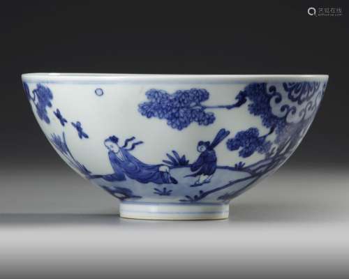 A CHINESE BLUE AND WHITE BOWL, QING DYNASTY (1644–1911)