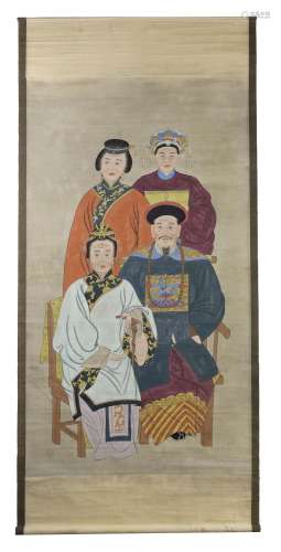 A CHINESE ANCESTRAL PORTRAIT,  QING DYNASTY (1644-1911)