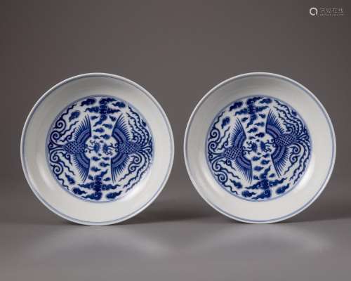 A PAIR OF CHINESE BLUE AND WHITE 'PHOENIX' DISHES, QING DYNA...