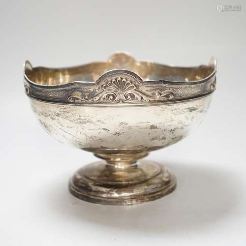 A George V silver rose bowl, with anthemion and scroll decor...