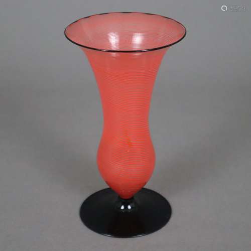 Art-Déco Vase - Entwurf wohl Michael Pow