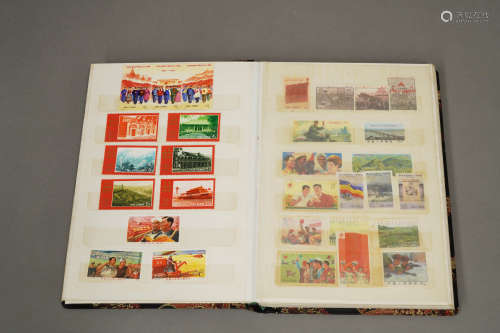 中国邮票一册 约333枚