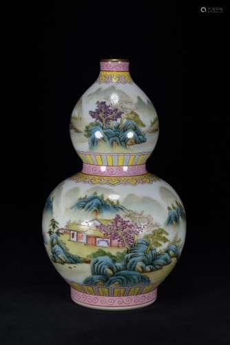 清雍正珐琅彩鎏金山水人物纹葫芦瓶