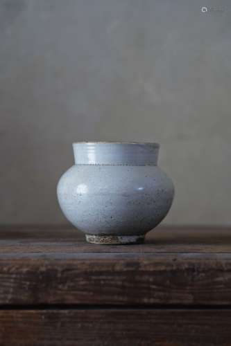 17-18世纪 古朝鲜白磁提灯壶