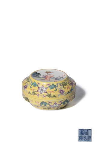 A FAMILLE ROSE YELLOW-GROUND‘KIDS’BOX AND COVER,MARK AND PER...