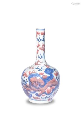 A COPPER-RED AND UNDERGLAZED-BLUE‘LION’VASE,KANGXI PERIOD