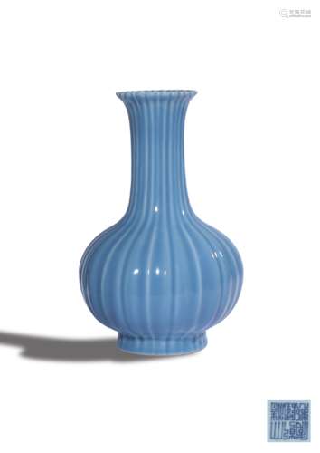 A CLAIR-DE-LUNE-GLAZED VASE,MARK AND PERIOD OF QIANLONG