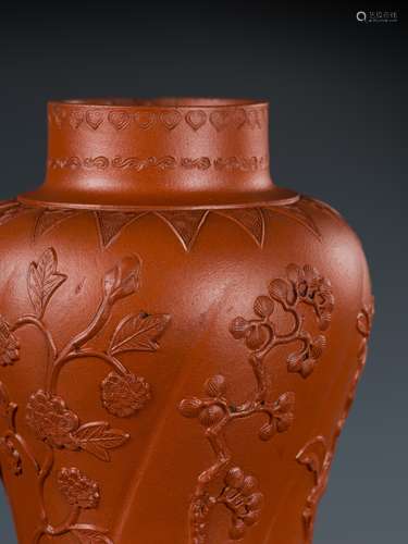 A YIXING RED STONEWARE VASE, BY CHEN ZIWEN, FIRST HALF OF 18...