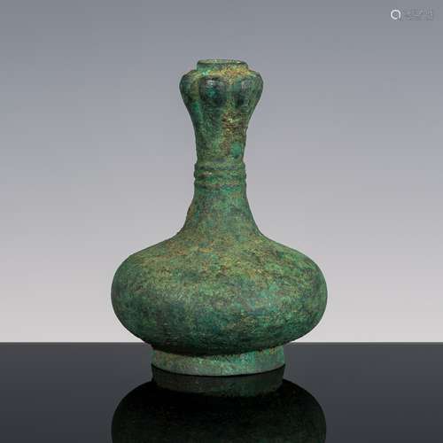 A RARE BRONZE MINIATURE GARLIC-HEAD VASE, SUANTOUHU, HAN DYN...