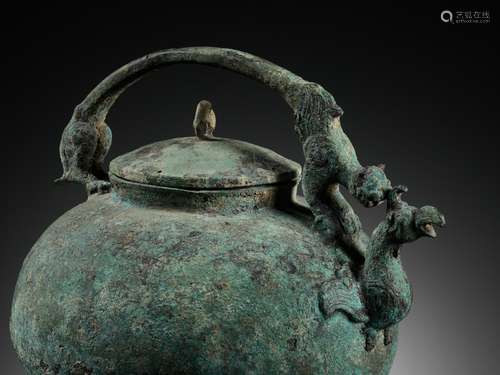 A BRONZE TRIPOD RITUAL VESSEL AND COVER, HE, LATE WARRING ST...