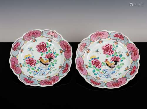 A PAIR OF FAMILLE ROSE ‘COCKEREL’ BARBED-RIM DISHES, YONGZHE...