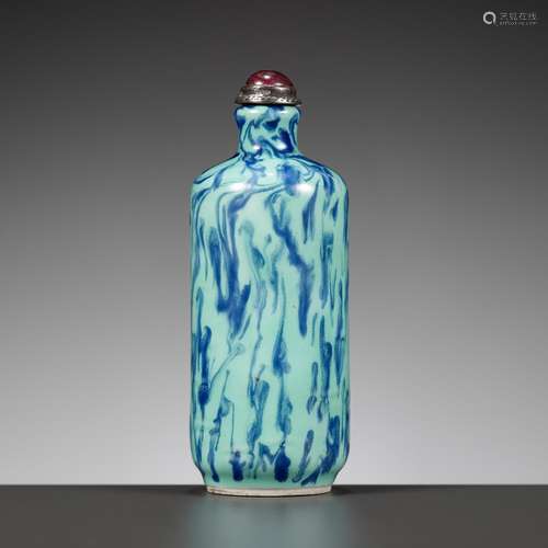 AN UNUSUAL ‘ROBIN’S EGG’ GLAZED PORCELAIN SNUFF BOTTLE, CHIN...