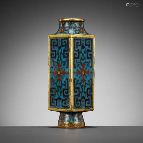 A CLOISONNÉ CONG-FORM INCENSE TOOL VASE, CHINA, 18TH CENTURY