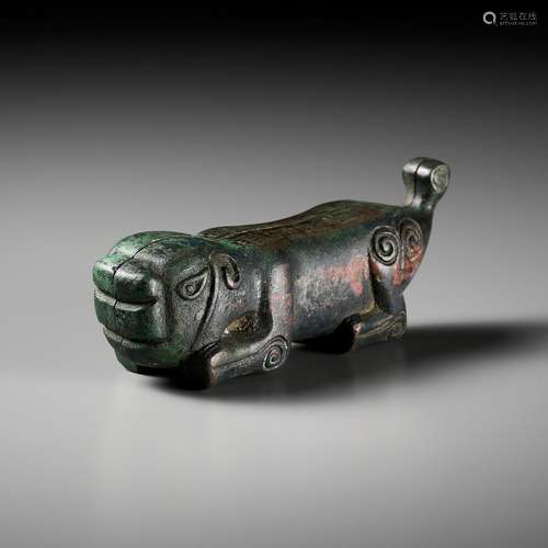 A BRONZE ‘TIGER’ TALLY WITH A SILVER-INLAID INSCRIPTION, MIN...