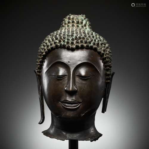 A LARGE BRONZE HEAD OF BUDDHA, SUKHOTHAI KINGDOM, THAILAND, ...