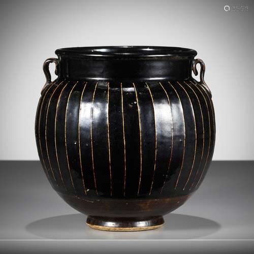 A LARGE CIZHOU BLACK-GLAZED RIBBED JAR, SONG DYNASTY