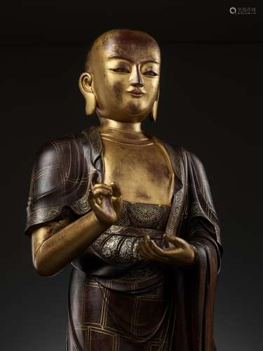 A LARGE AND HIGHLY IMPORTANT ZITAN AND GILT-LACQUERED STATUE...