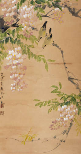 汪亮(b.1939) 紫藤双雀 1976年作 设色纸本 立轴