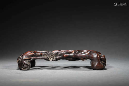 A Carved Sandalwood Ink Bed