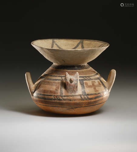 A LARGE DAUNIAN POTTERY OLLA WITH FLARING MOUTH  一个大的达乌...