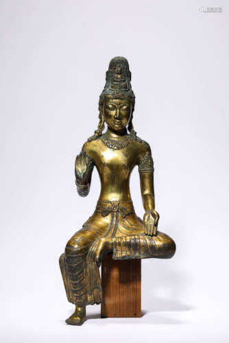 A Gilt-Bronze Avalokiteshvara Statue