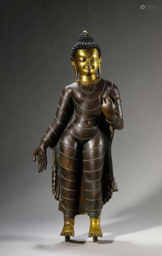 A Tibetan Bronze Sakyamuni Statue