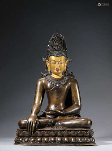 A Tibetan Palam Style Bronze Sakyamuni Statue