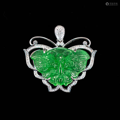 A JADEITE PENDANT OF BUTTERFLY