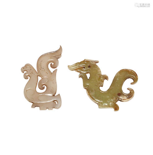 A GROUP OF JADE DRAGON AND PHOENIX PENDANTS