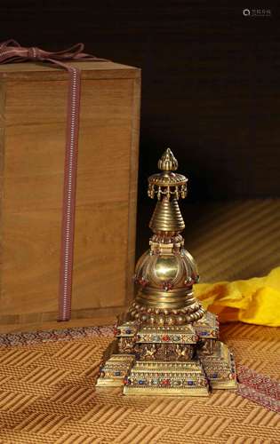 A GILT-BRONZE STUPA,QIANLONG PERIOD