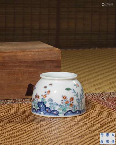 A DOUCAI‘FLOWER’WATERPOT,MARK AND PERIOD OF KANGXI