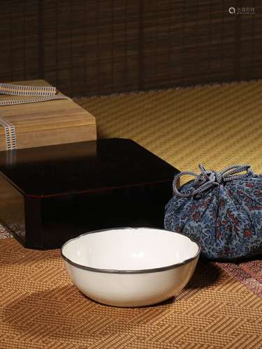 A DINGYAO BOWL,SONG DYNASTY