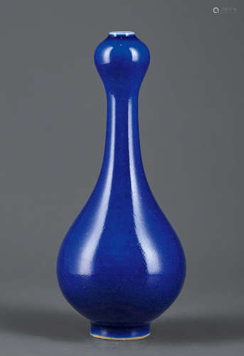 明代  霁蓝釉蒜头瓶