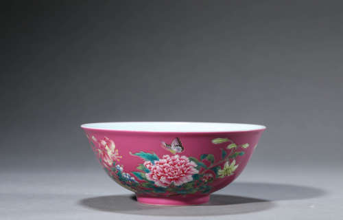 A Rouge-Red Famille Rose Flower Bowl
