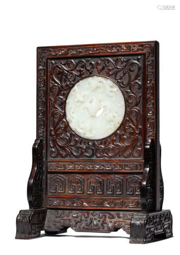 A Jade Disc-Mounted Wooden Table Screen