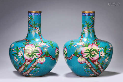 A Pair Of Cloisonné Enamel Vases，Tianqiuping