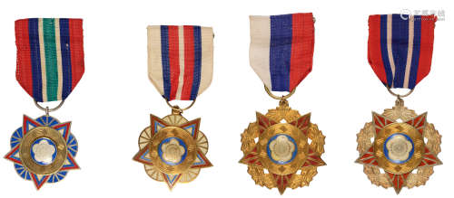 民国时期制 民国陆海空军奖章甲种一等二等乙种一等二等 金属 4枚