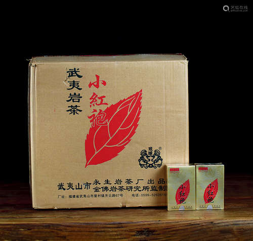 2000年武夷山金佛茶叶研究所一正岩极品小红袍一箱（原箱）