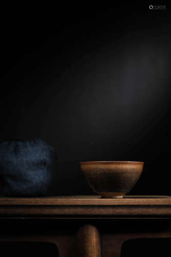 A JIAN RUSSET-STREAKED 'HARE'S FUR' TEMMOKU BOWL