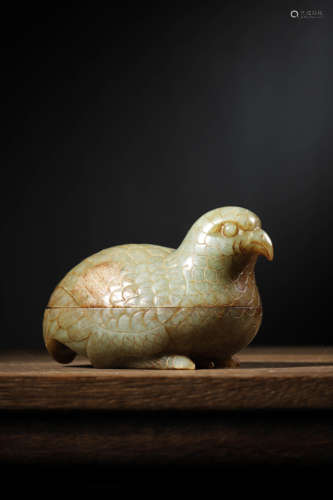 A WHITE JADE QUAIL BOX AND COVER