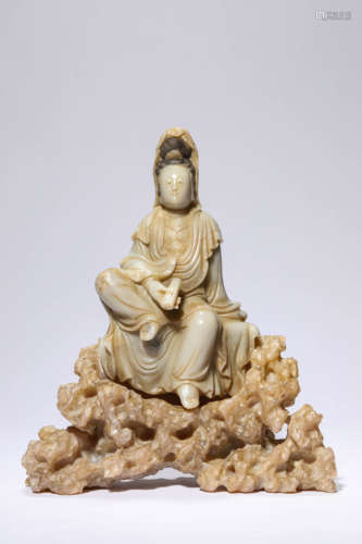 A Jade Avalokiteshvara Statue