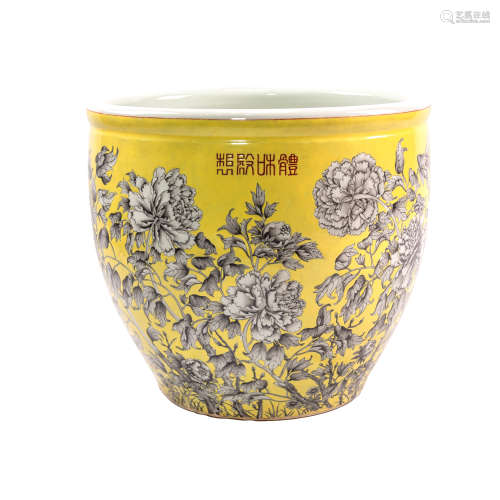 A LARGE YELLOW-GROUND GRISAILLE-DECORATED JARDINIERE, EARLY ...