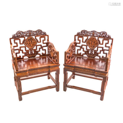 A PAIR OF ROSEWOOD AND SANDALWOOD ARMCHAIRS, QING DYNASTY